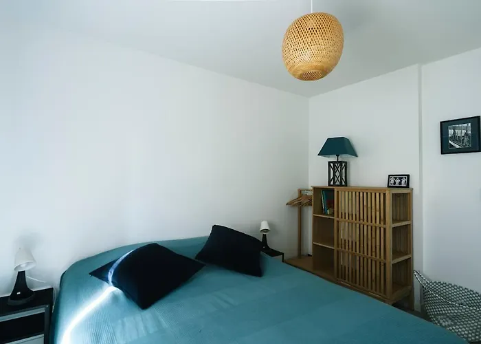 Superbe Neuf, 2 Terrasses , Jardin *